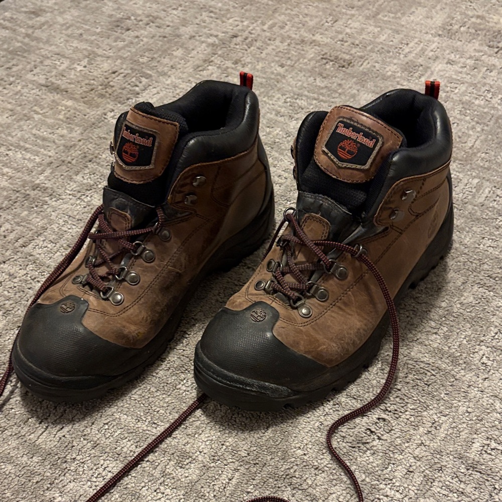 Timberland Men's Dark Brown and Black Boots